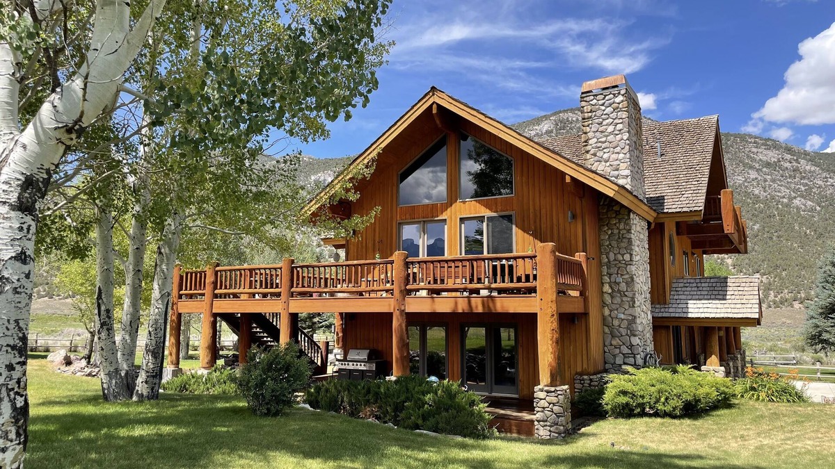 Ely Other | Majestic lodge in the heart of Nevada's Great Basin