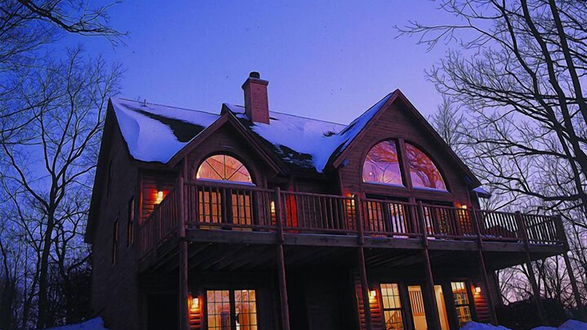 The Galena Territory House | Majestic Privacy! Wildlife All Around, Great Deck and Fire Pit, By Lake/Marina!