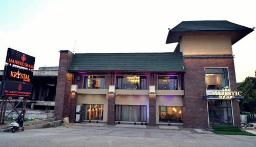 Jammu Hotel | Majestic Square