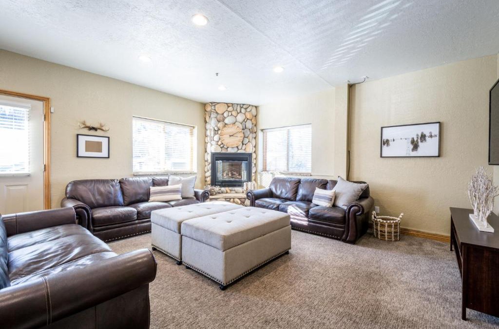 Salt Lake Mountain Resorts Ski Chalet | Majestic Suite 5 Bedroom Brighton Chalet