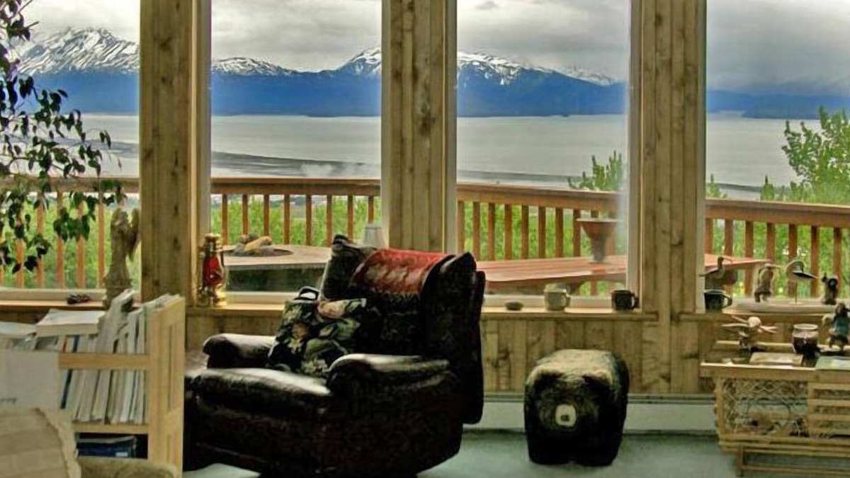 Homer Bed & Breakfast | Majestic View B&B
