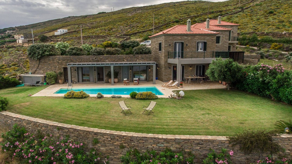 Andros Town Villa | Majestic views of Andros
