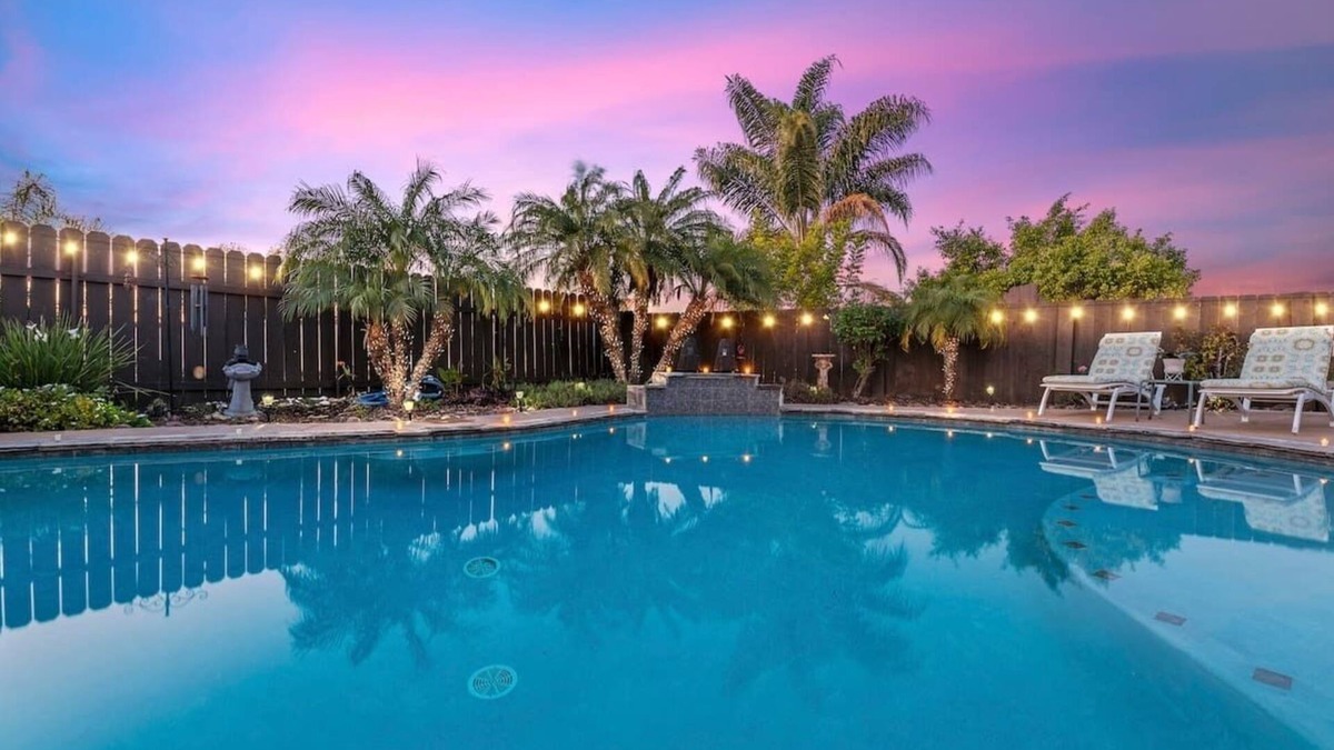 Spring Valley House | Majestic Views Pool&Jacuzzi, Mini Golf, Playground