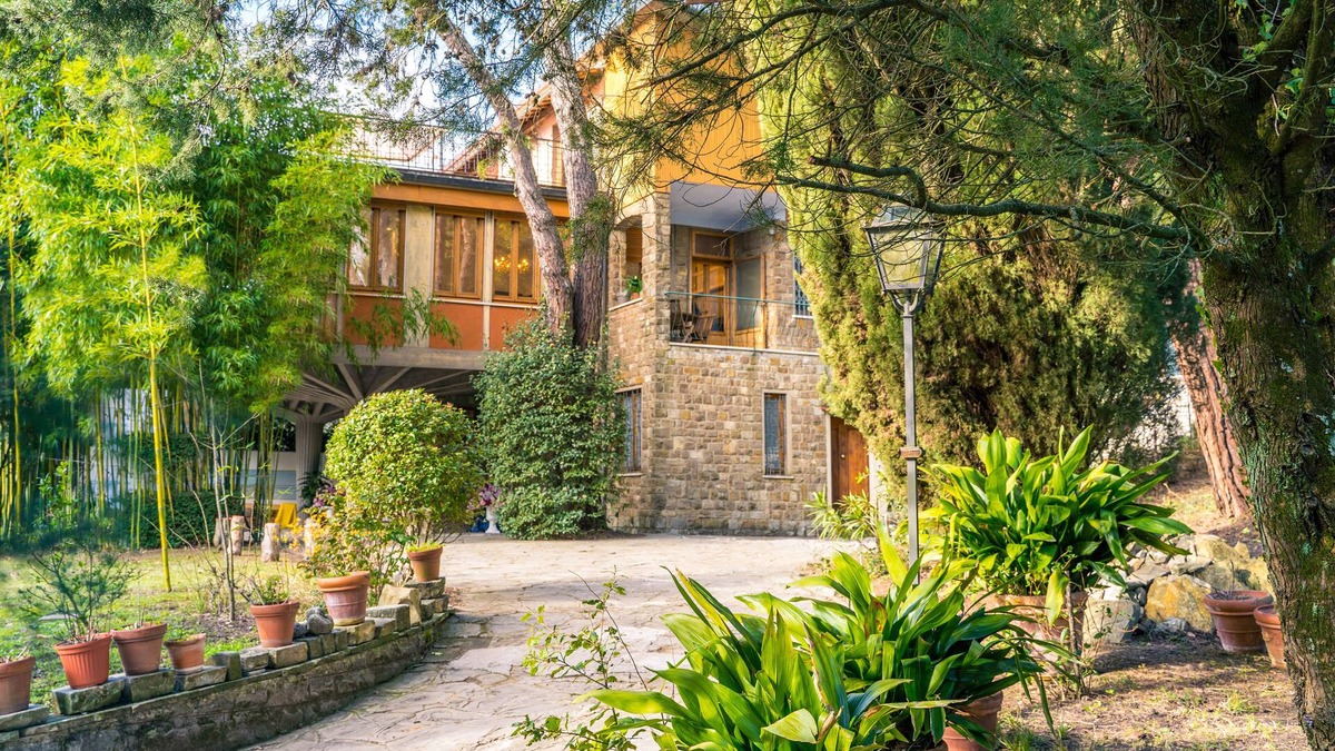 Fiesole Villa | Majestic Villa in Hills of Florence with Gardens Gym Jacuzzi and Sauna