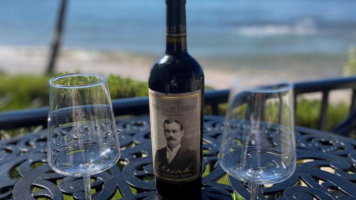 Maalaea Condo | Makani A Kai B5 Ocean Front condo 10 yards from private beach access.