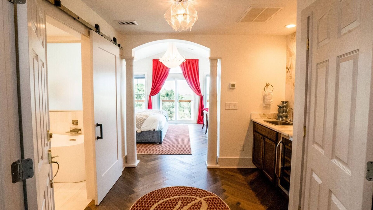 Folly Beach Bed & Breakfast | Make Regatta Inn your Folly Beach home away from home.