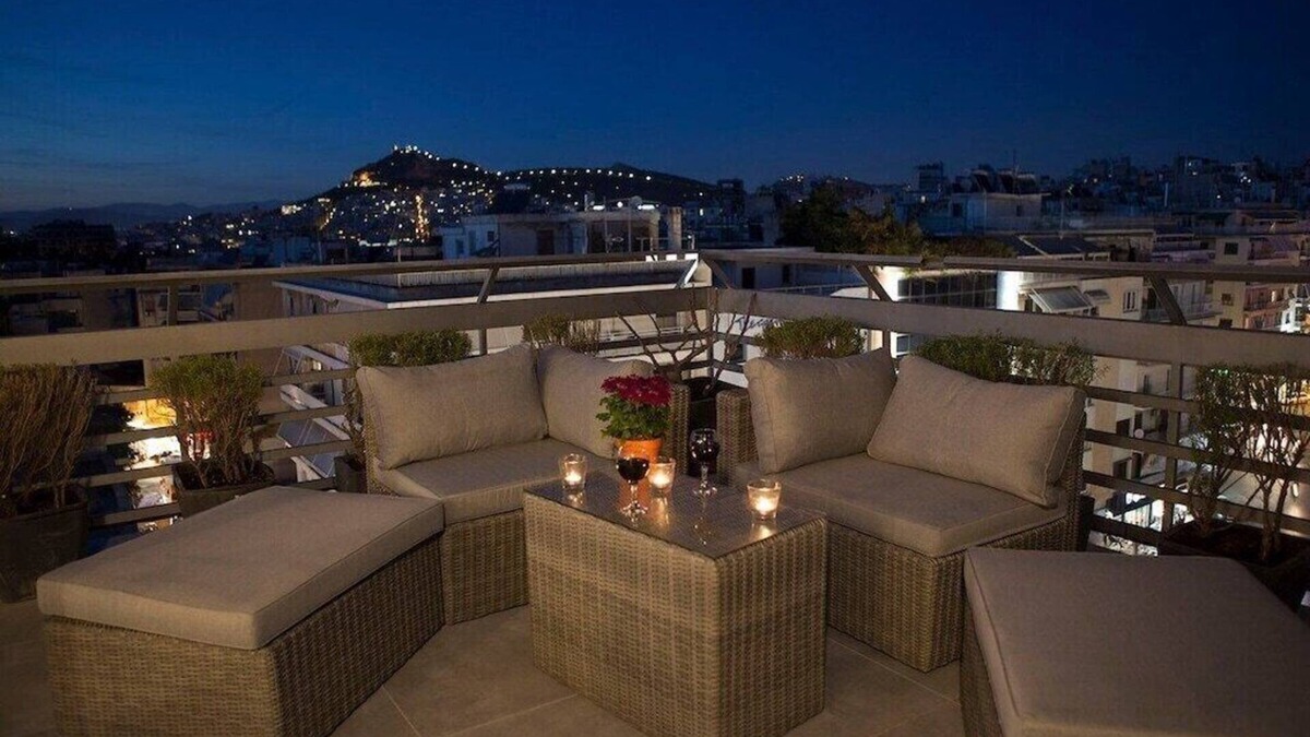 Pangrati Condo | Make some family memories - 4 bd/4ba, views, W/D, WiFi