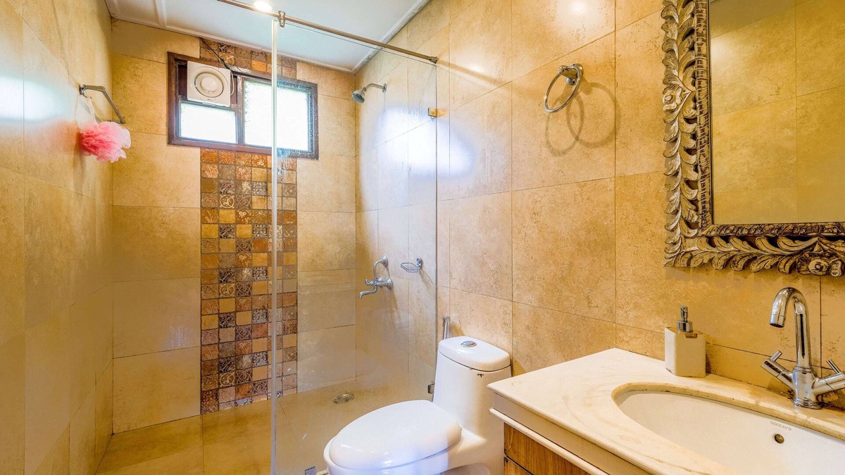 The Mall Road Cabin | Make Your Dream Vacation A Reality