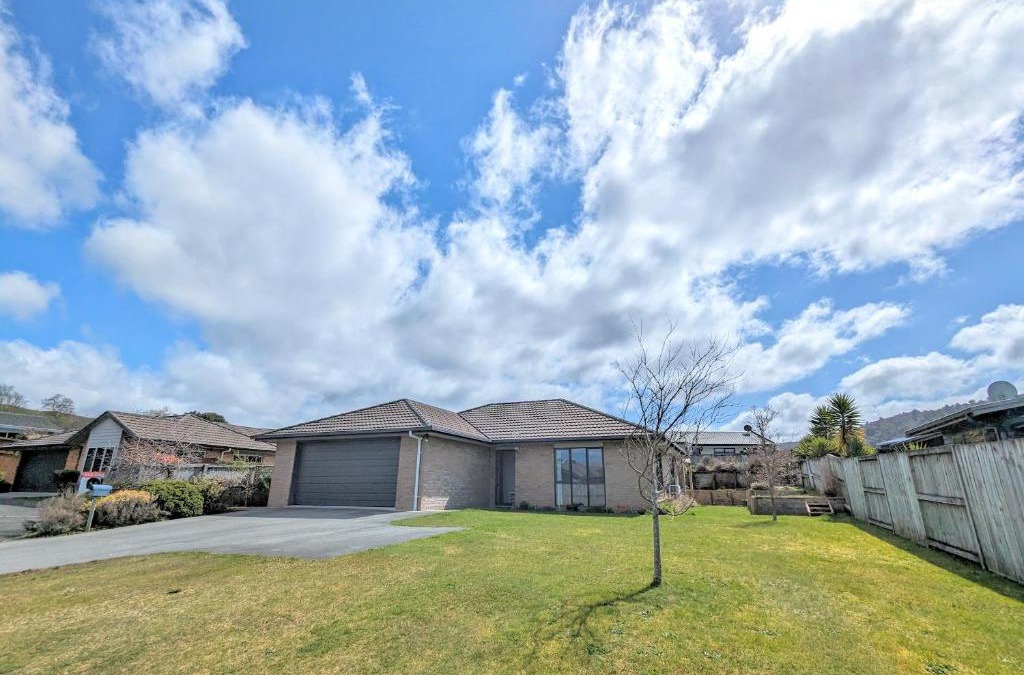 Pukehangi House | Make yourself Home