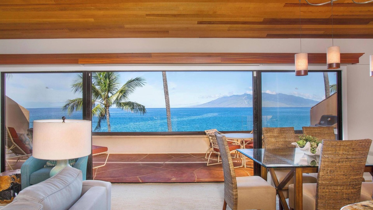 Wailea Condo | Makena Surf F304 Beachfront Resort - 2 Bedroom Oceanfront Condo