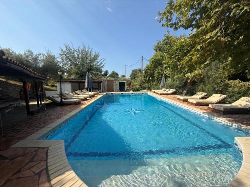 Metamorfosi House | Makis House