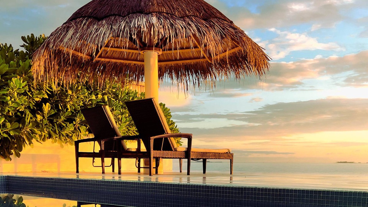 Kuda Bandos Hotel | Malahini Kuda Bandos Resort