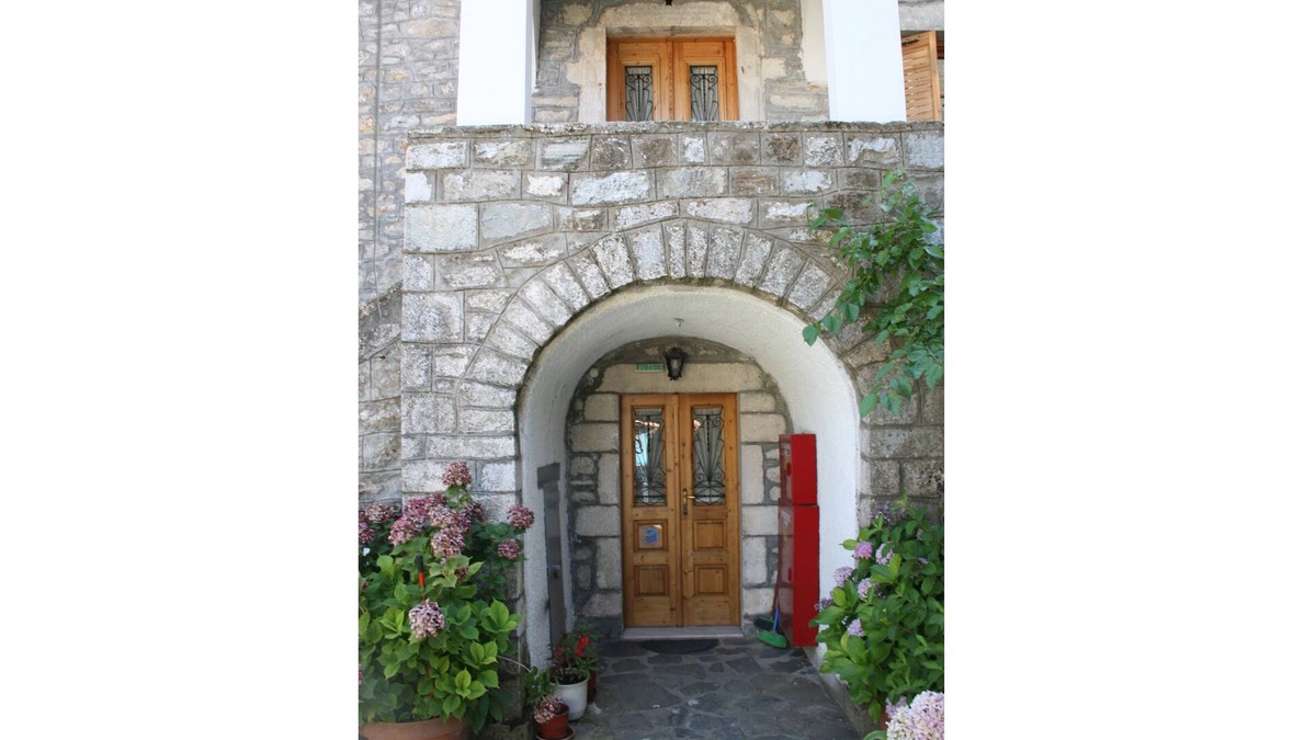 Kosmas House | Maleatis Apollo