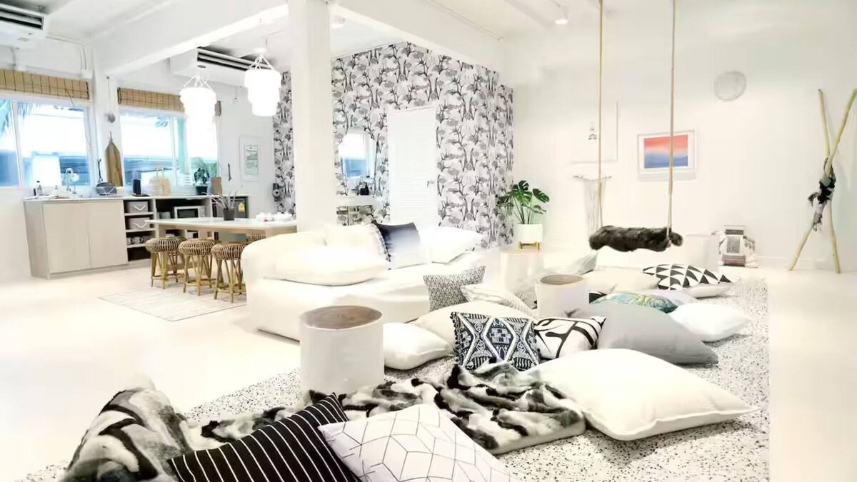 Nana Apartment | mali. 1MIN to Ploenchit BTS/4BR Duplex Penthouse