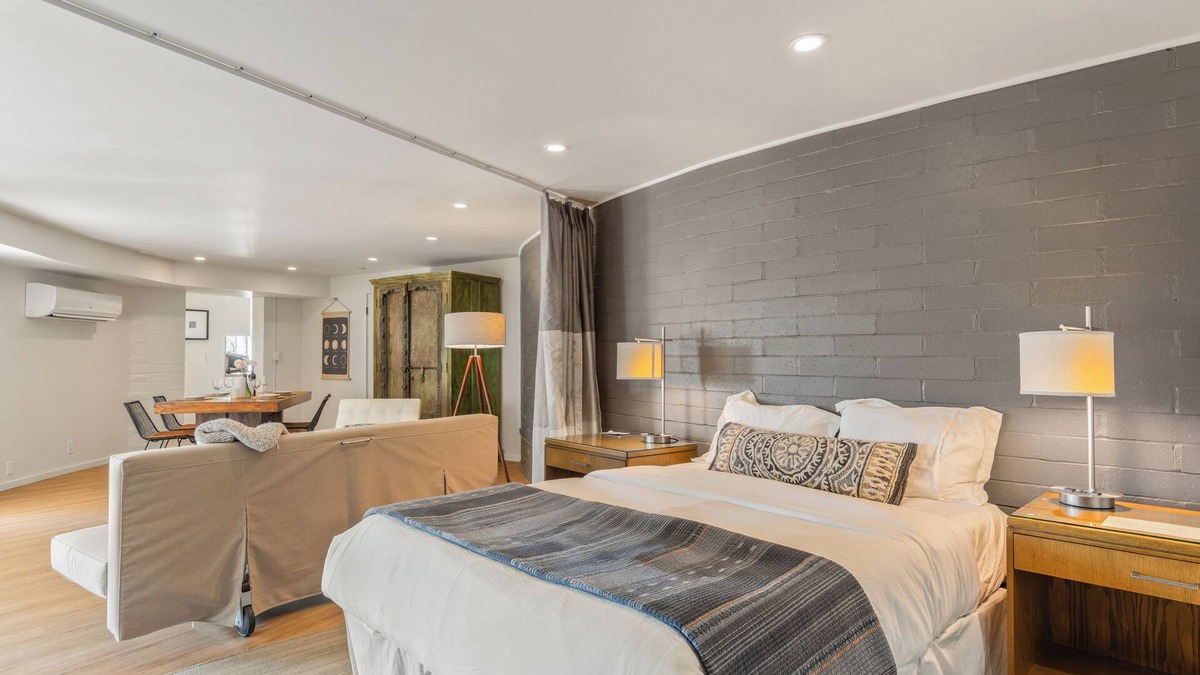 Malibu House | Malibu Hills Studio w/Mountain Views + Near beaches | Cielo Nook by AvantStay