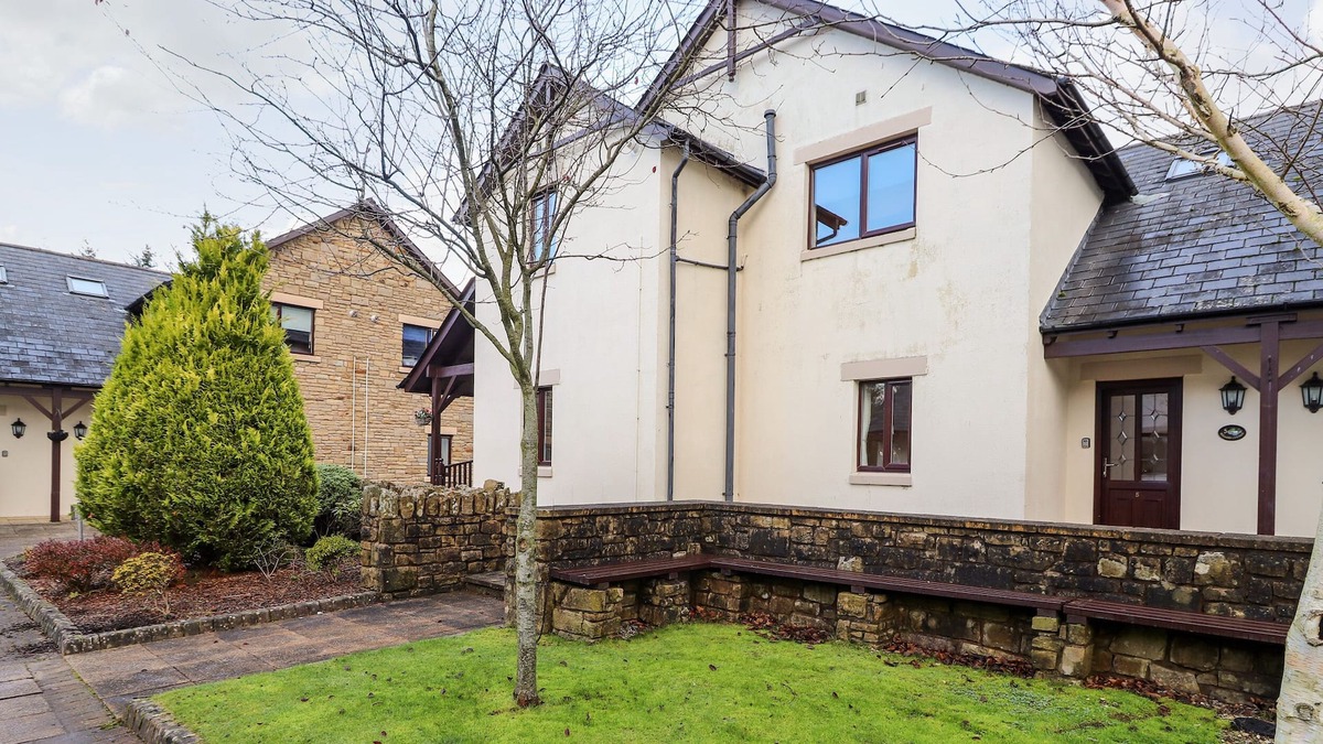 Penrith Cottage | MALLARD COTTAGE, family friendly, with pool in Greystoke
