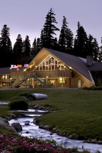 Mammoth Lakes Hotel | Mammoth Mountain Inn