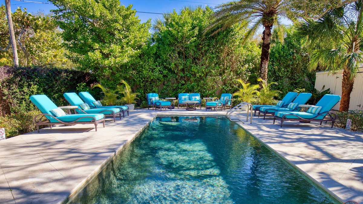 Englewood House | Manasota Sunset - A Luxury Gulf Front Home