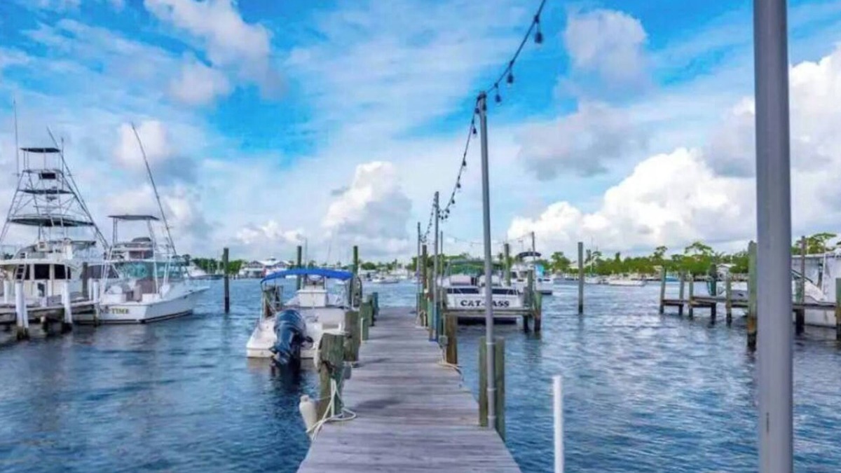 Rocky Point House | Manatee Pocket! 1 Bedroom, 1 Bath Unit To Yourself