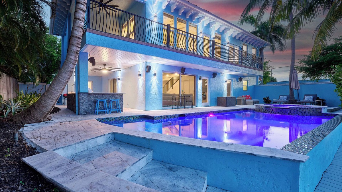 Hypoluxo House | Manatee Way: W/Pool + Intercoastal