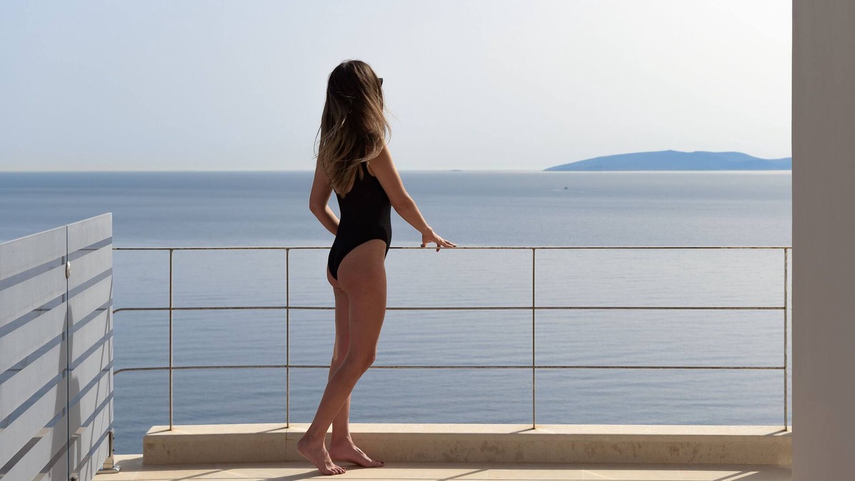 Linoperamata Villa | Manificus Suite III, with Heated Pool Just for Two