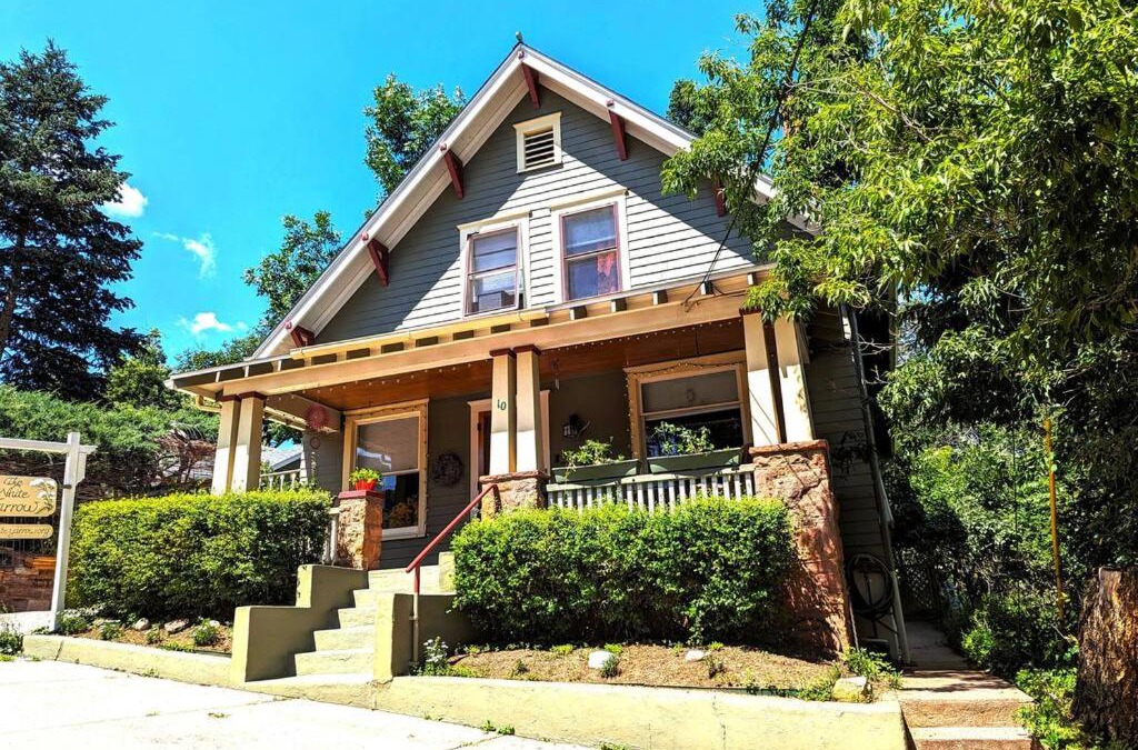 Manitou Springs House | Manitou Springs White Yarrow Inn House