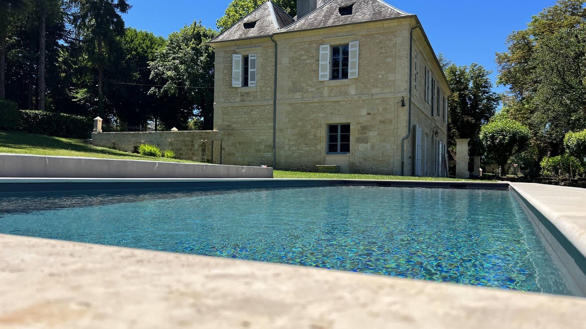 Aubas House | Manoir Avec Piscine à Deux pas de Montignac