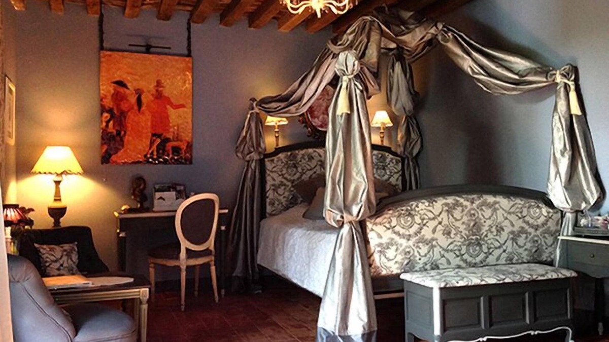 Saint-Germain-de-Livet Bed & Breakfast | Manoir de Livet, un Moment à Deux Hors du Temps
