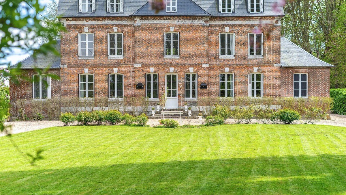 Grainville House | Manoir du Xviiième Siècle, Dans le Vexin Normand, à Proximité de Lyons-la-forêt