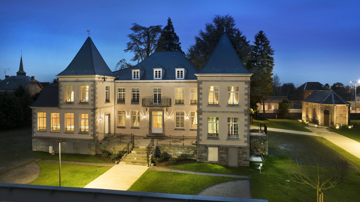 Maubeuge House | Manoir Le Carillon dOr