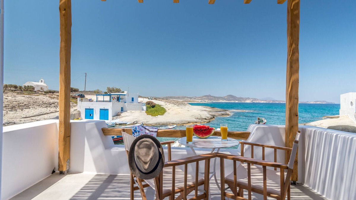 Milos House | Manolis And Filio Home -By The Sea