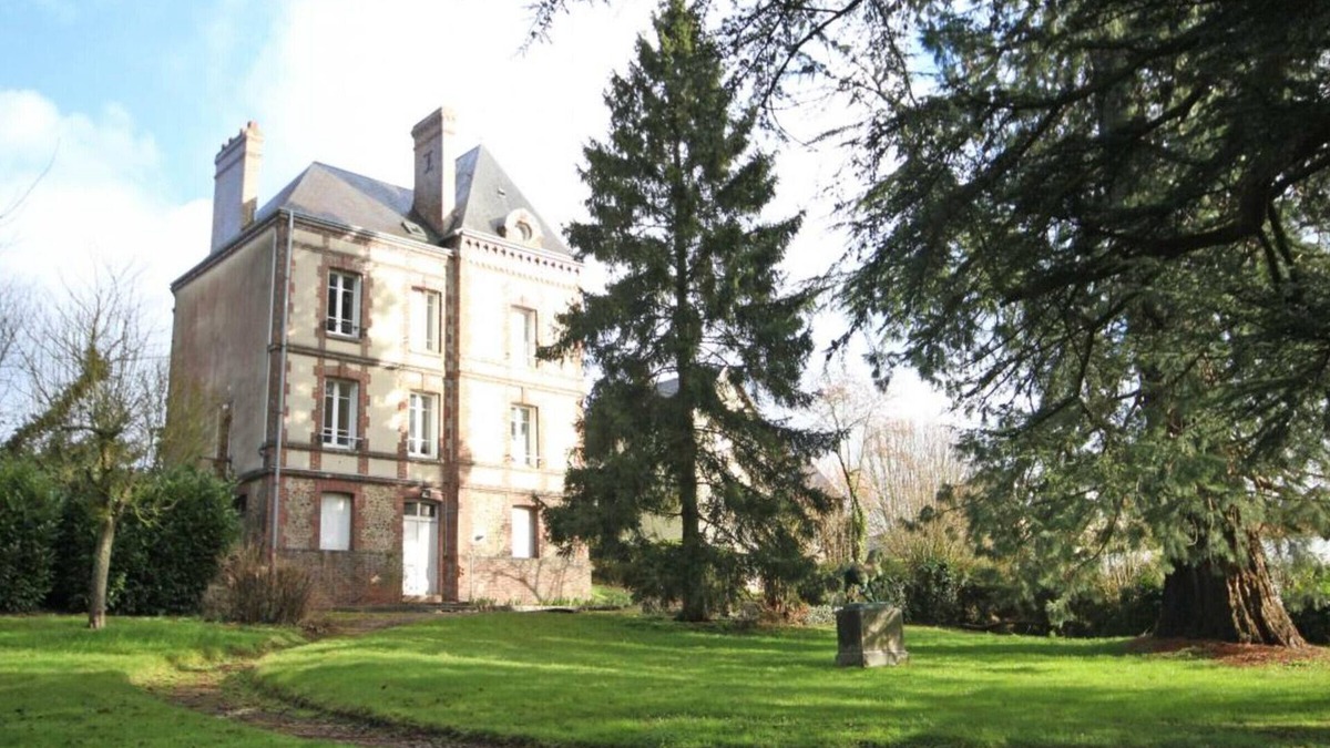 L'Aigle Cottage | Manor house with large park, near city center, ideal for groups
