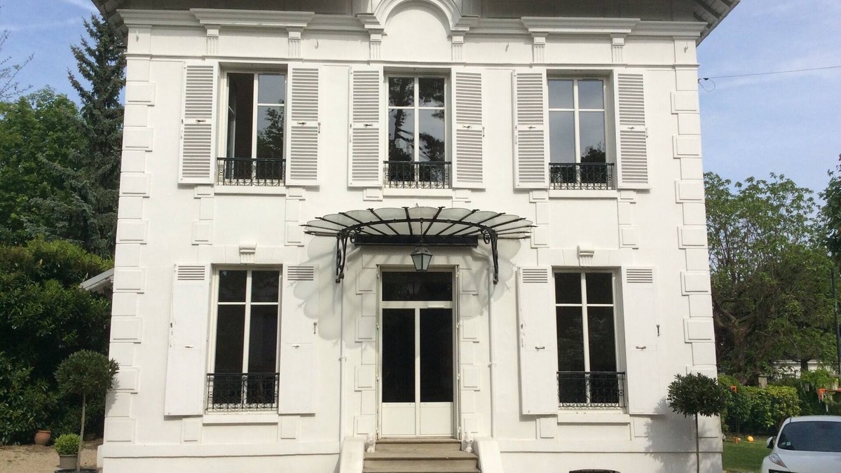 Le Vesinet House | MANSARD VILLA IN VESINET