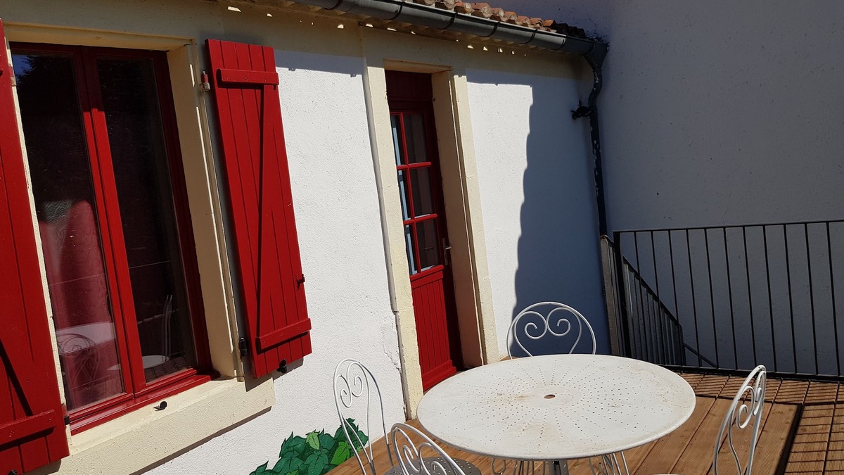 Pomas Apartment | MANSION IN GITE TRANFORMEE