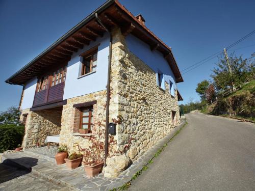 Nava House | Mansion with Pool & Terrace