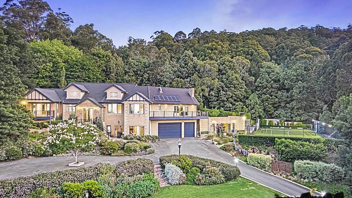 The Patch House | Mansion with views, pool, tennis court, bbq area and gardens near Sherbrooke
