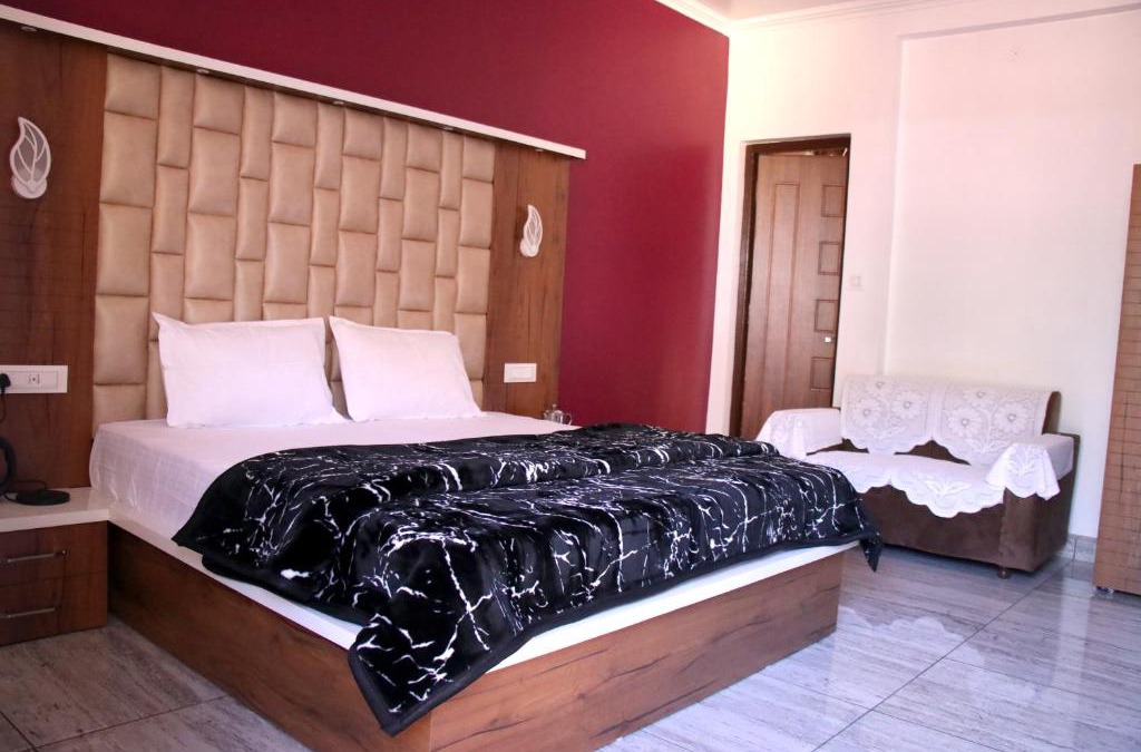 Chachian House | Manu luxury home stay