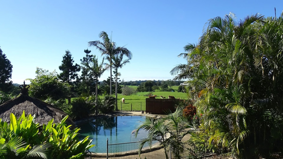 Maleny House | Manuka Getaway with Log Fire & Gourmet Breakfast