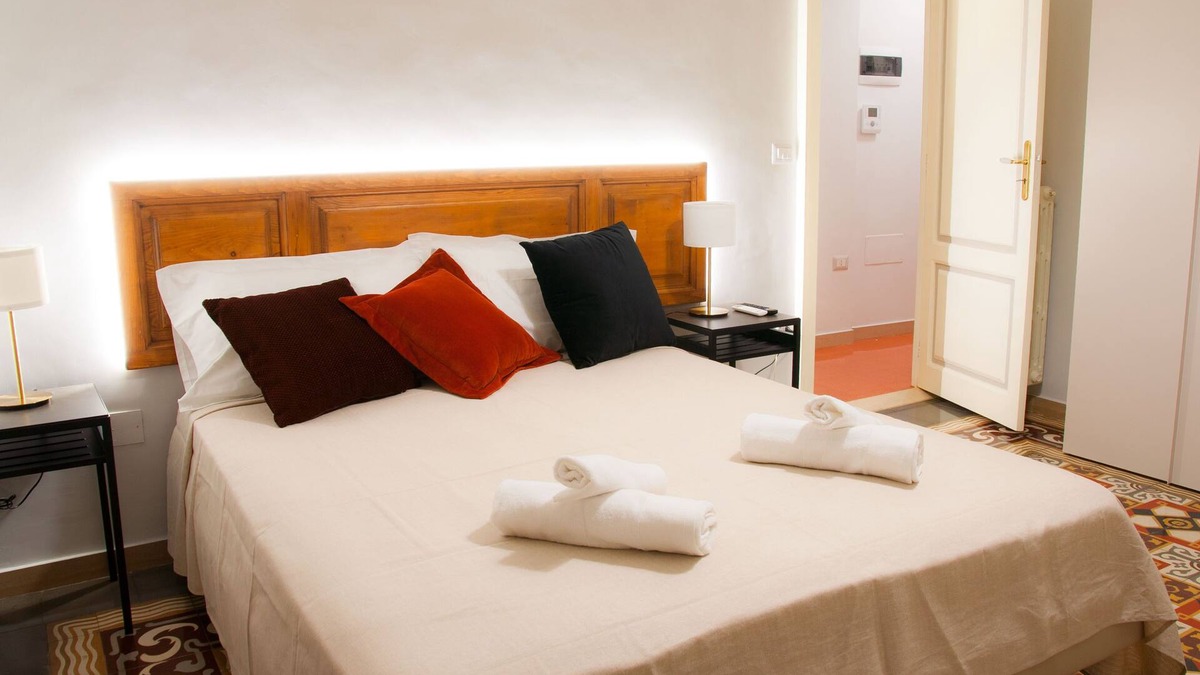 Corato Apartment | "MANZONI" LUXURY APARTMENT - a stone's throw from the Duomo, in the center