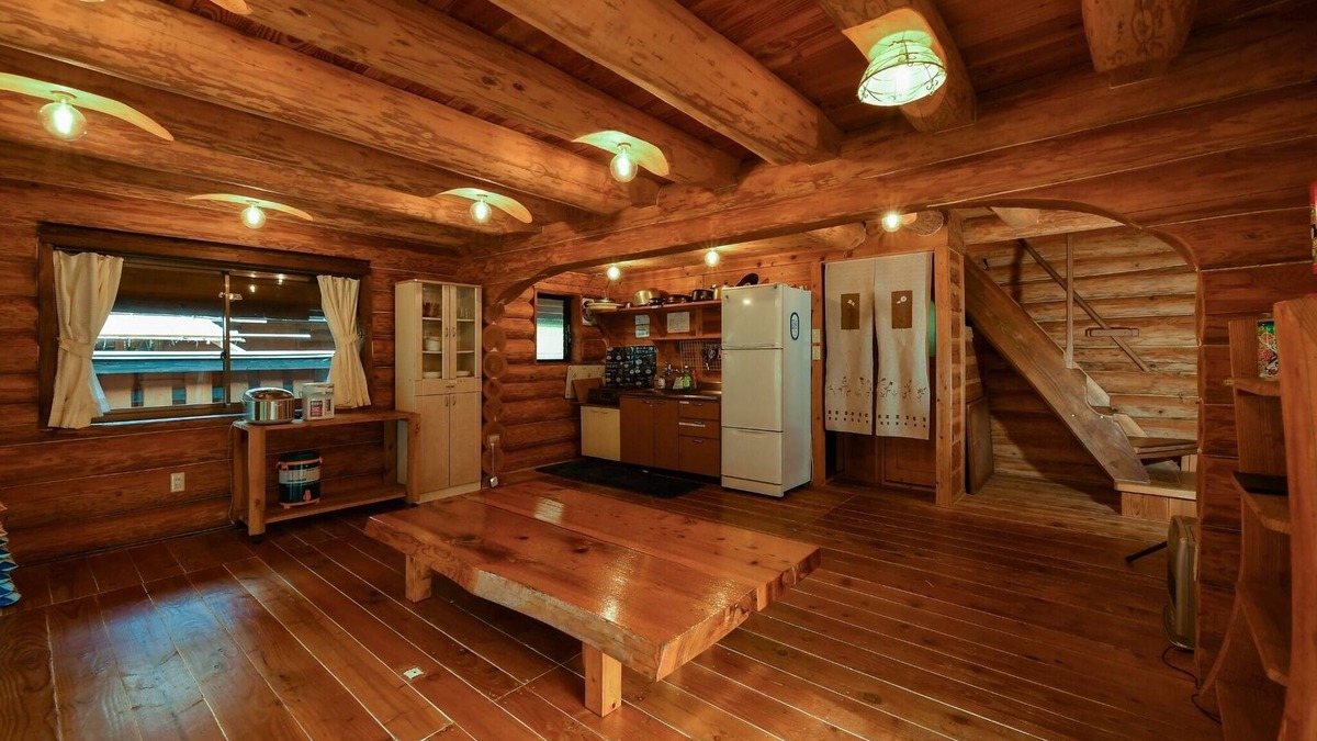 Gujo RV Rental | Maple House Capacity 10 people With separate /Gujo City Gifu