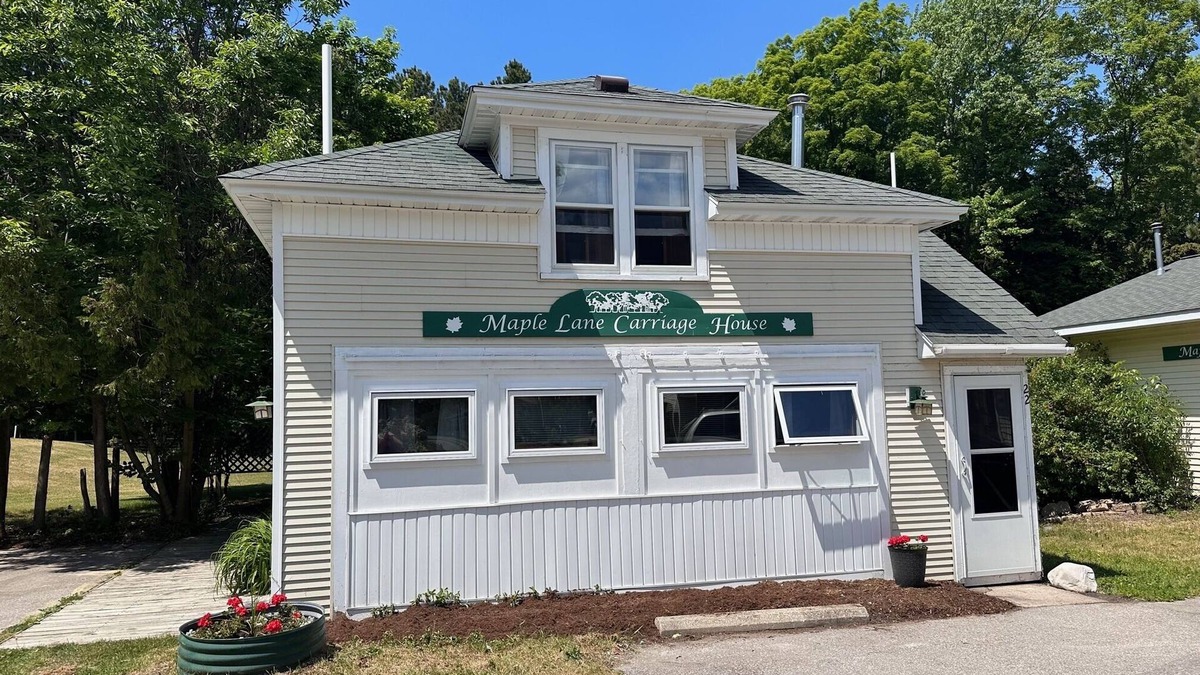Empire Hotel | Maple Lane Empire