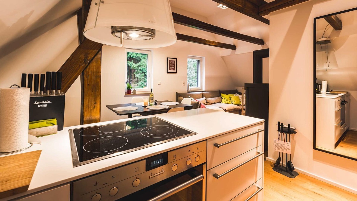 Baerenburg Apartment | Maple top - maple avenue