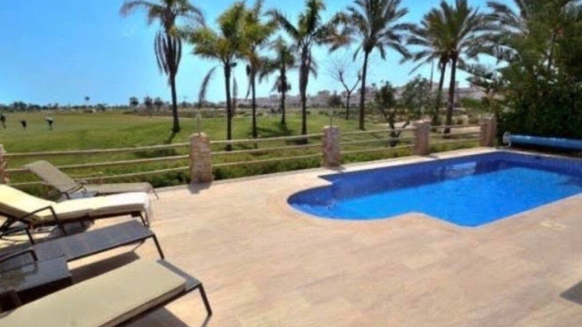 Torre-Pacheco Villa | Mar Menor Golf Resort, luxury 3 bed villa with private pool & 6th green location