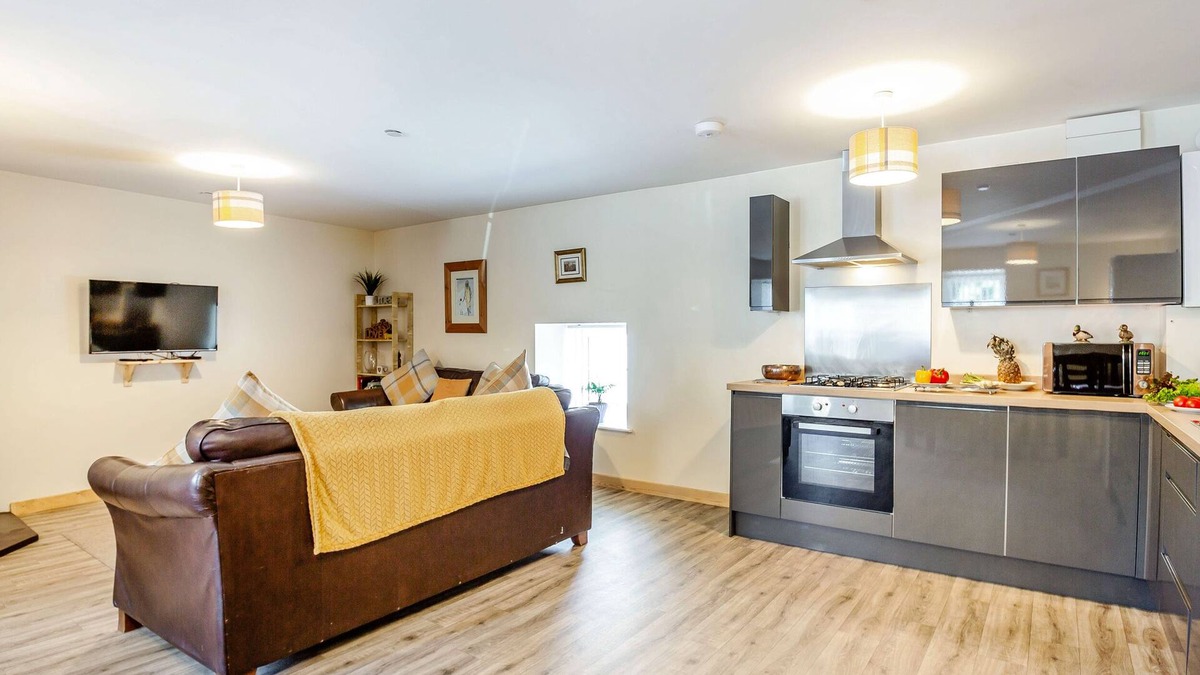 Brynrefail House | Marchlyn