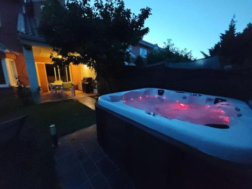 Aldeamayor de San Martin House | Marel Valladolid