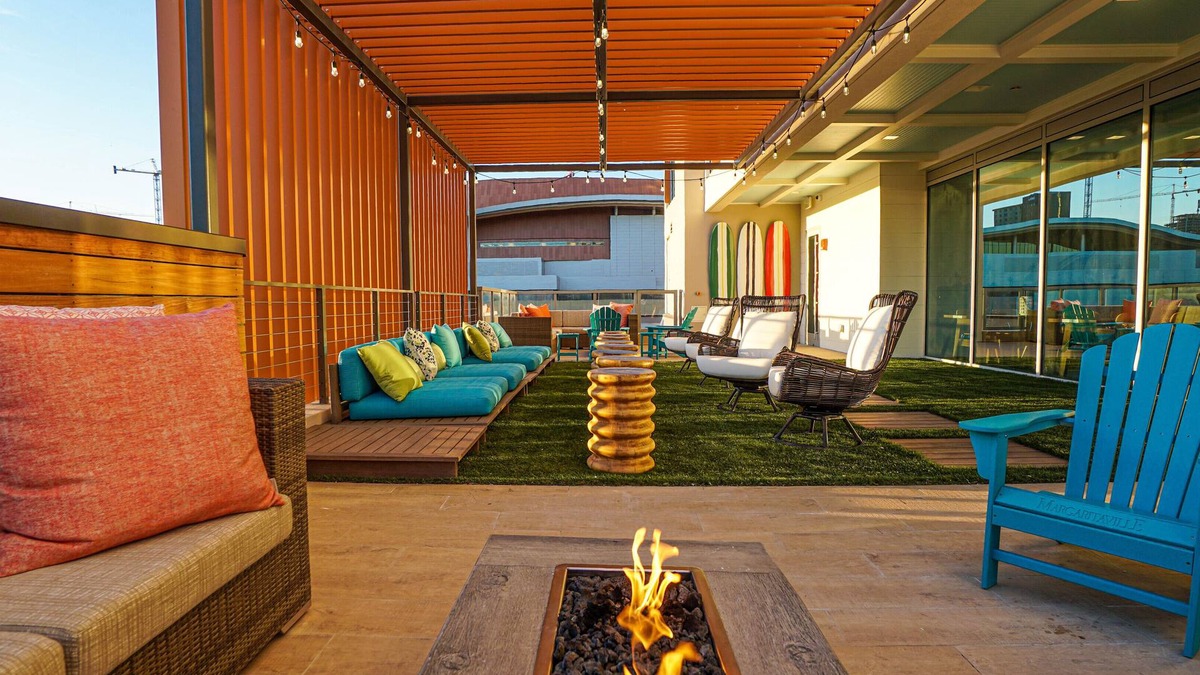Sobro Hotel | Margaritaville Hotel Nashville