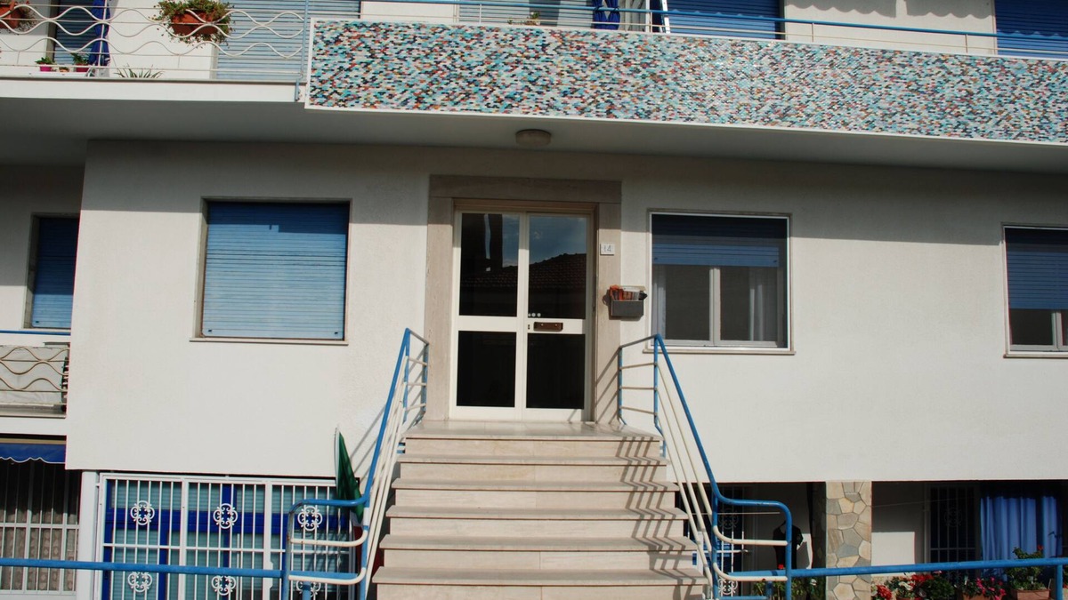 Ospedaletti Apartment | Margherita apartment, three-room apartment, excellent location in Ospedaletti