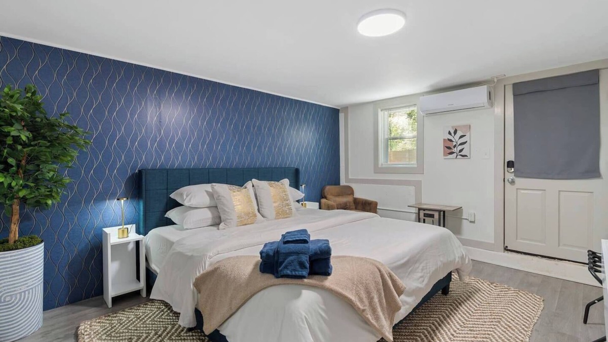 Marietta Apartment | Marietta Square Suites - Suite3 - Cozy Studio!