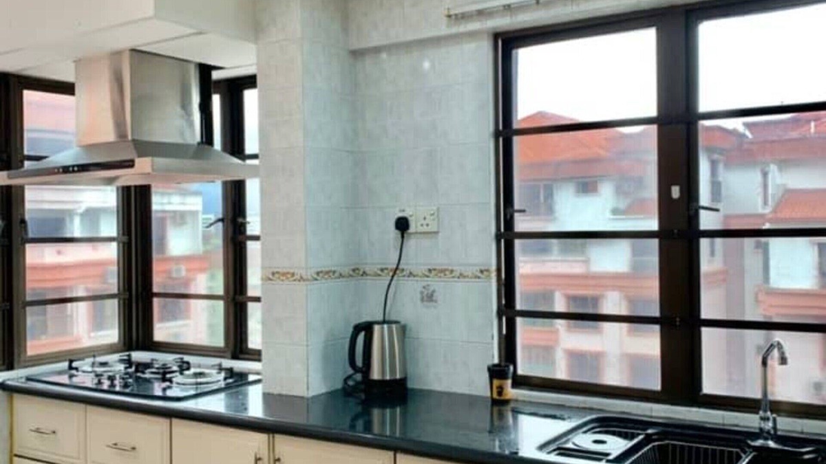 Downtown Kota Kinabalu Apartment | Marina B2 Penthouse