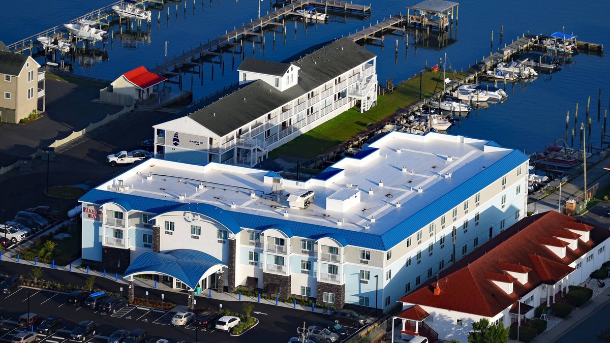 Chincoteague Hotel | Marina Bay Hotel & Suites, an Ascend Collection Hotel